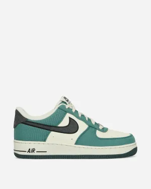 Air Force 1 '07 LV8 Sneakers Coconut Milk / Vintage Green