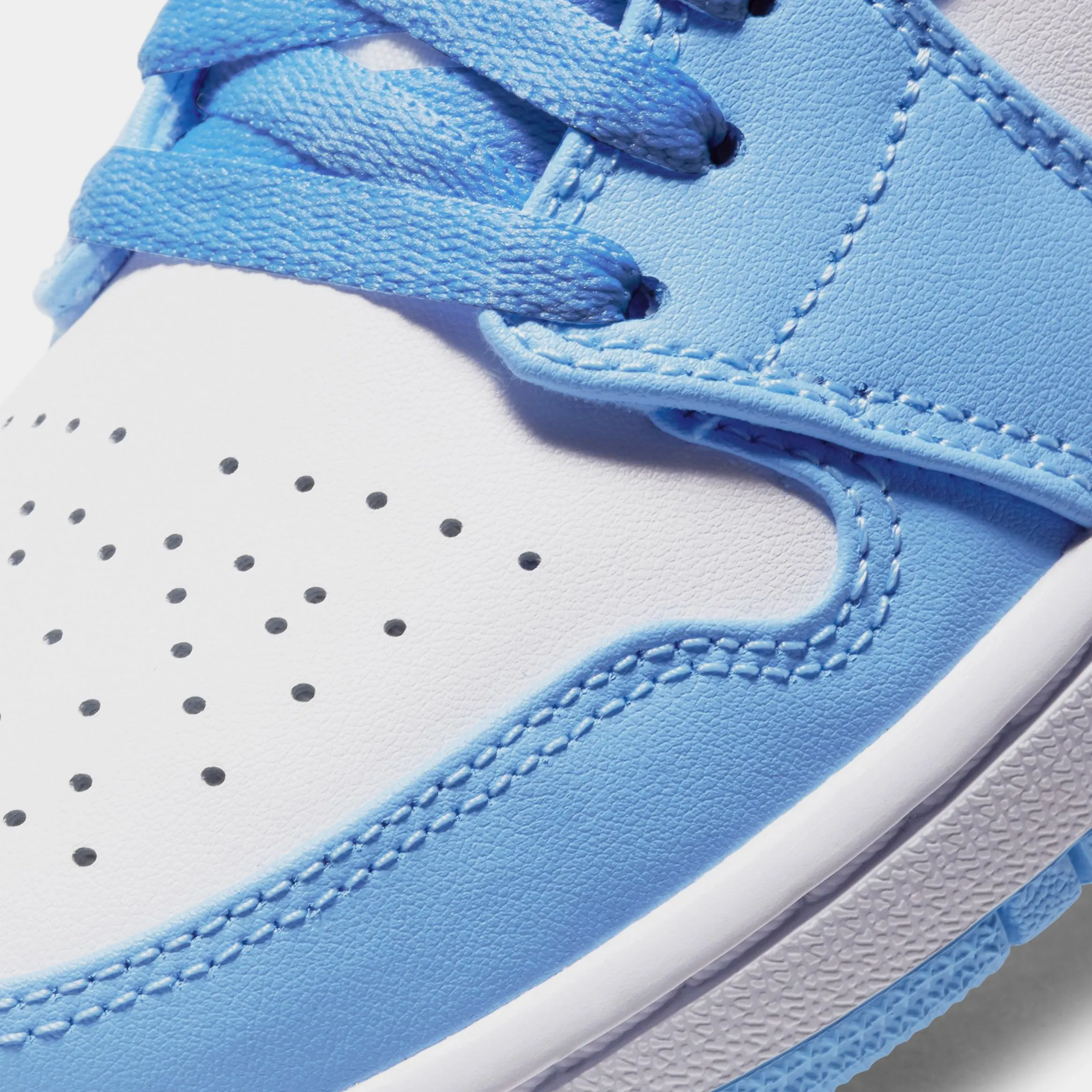 Air Jordan 1 Low UNC Womens Lifestyle Shoes (University Blue/White)