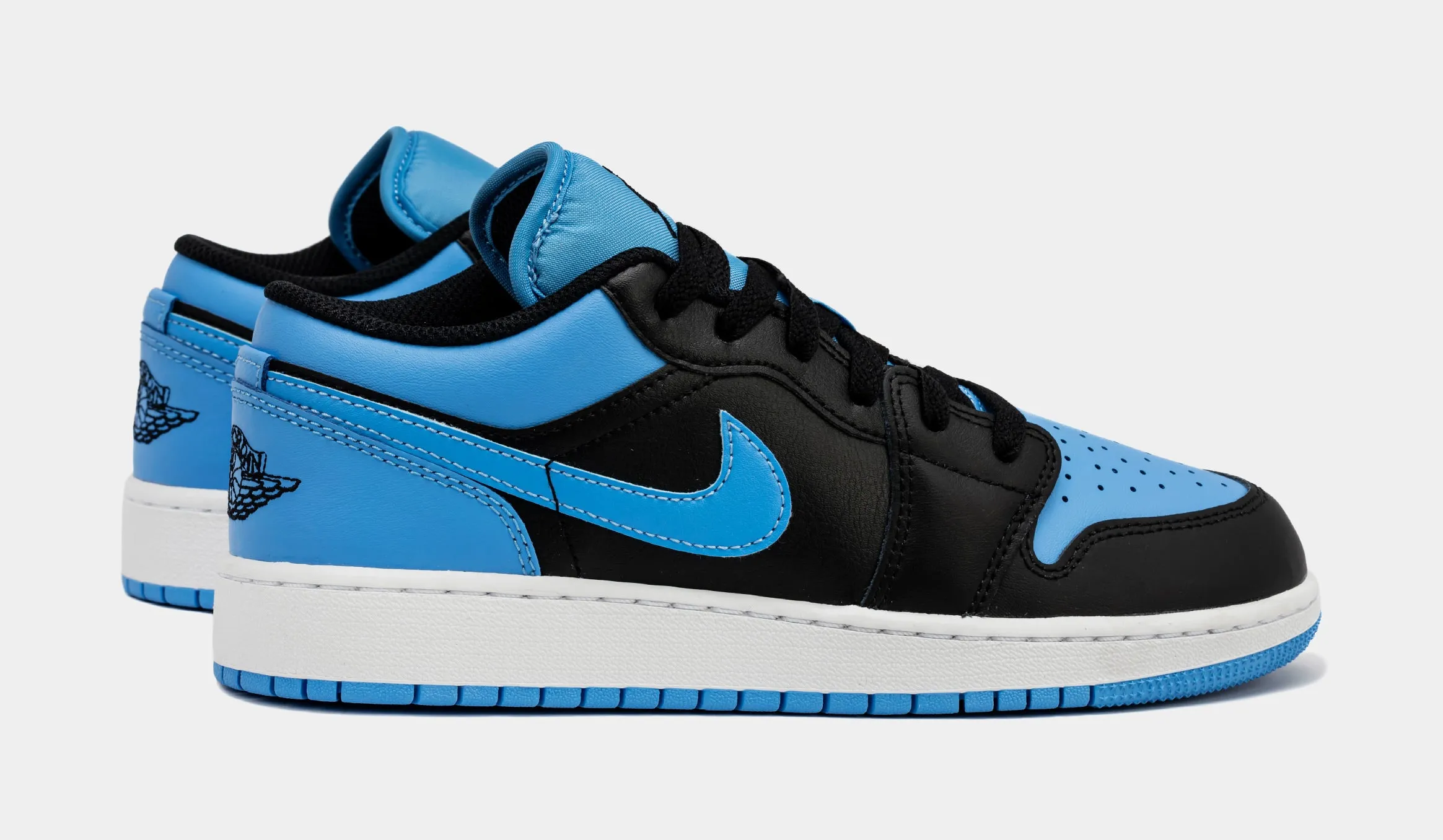 Air Jordan 1 Retro Low University Blue Grade School Lifestyle Shoes (Black/University Blue)